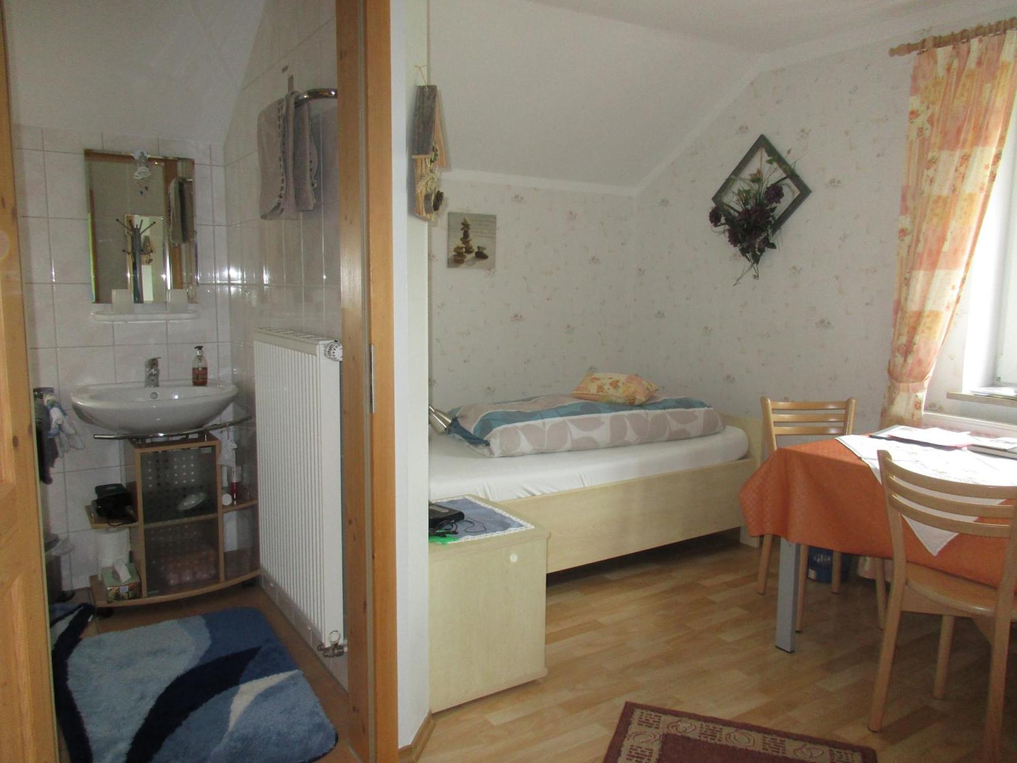 Gaestehaus Reisacher - Einzelzimmer Peiting Esterno foto